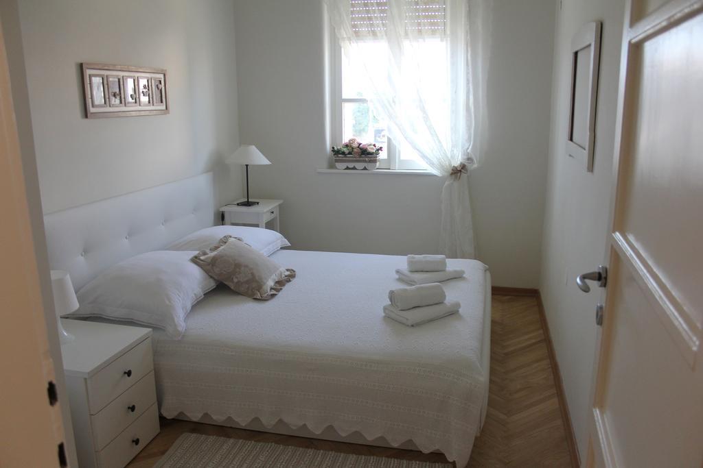 Apartment Kal Zadar Exterior photo